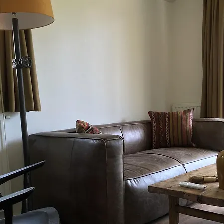 Comfortable Bungalow With A Terrace At The Bedafse Bergen Uden